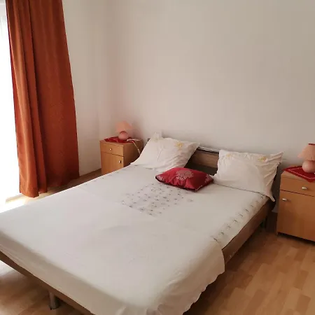 Guest house Radonic 3*